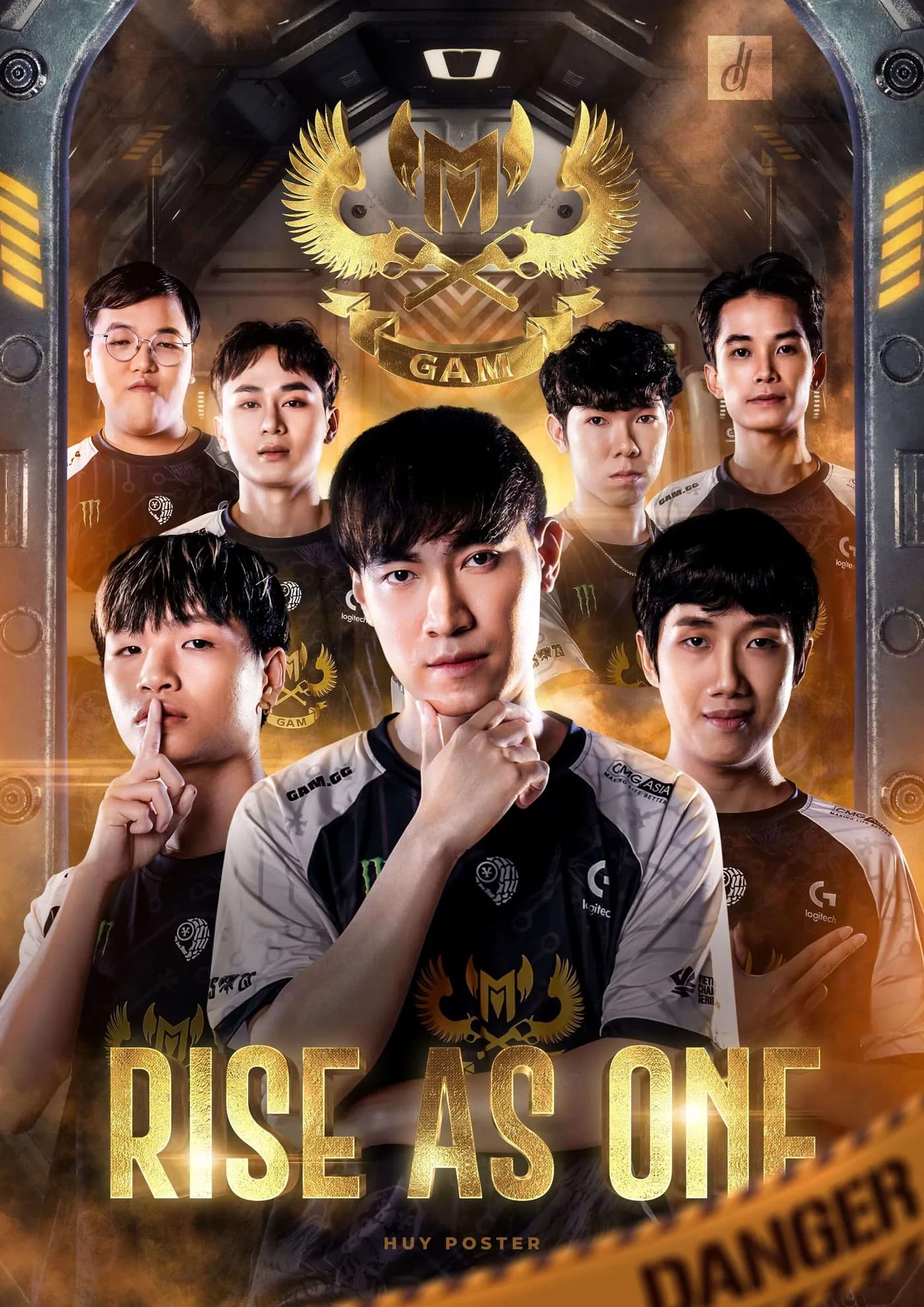 Poster đội tuyển esports với nhiều tuyển thủ trên nền vàng nâu