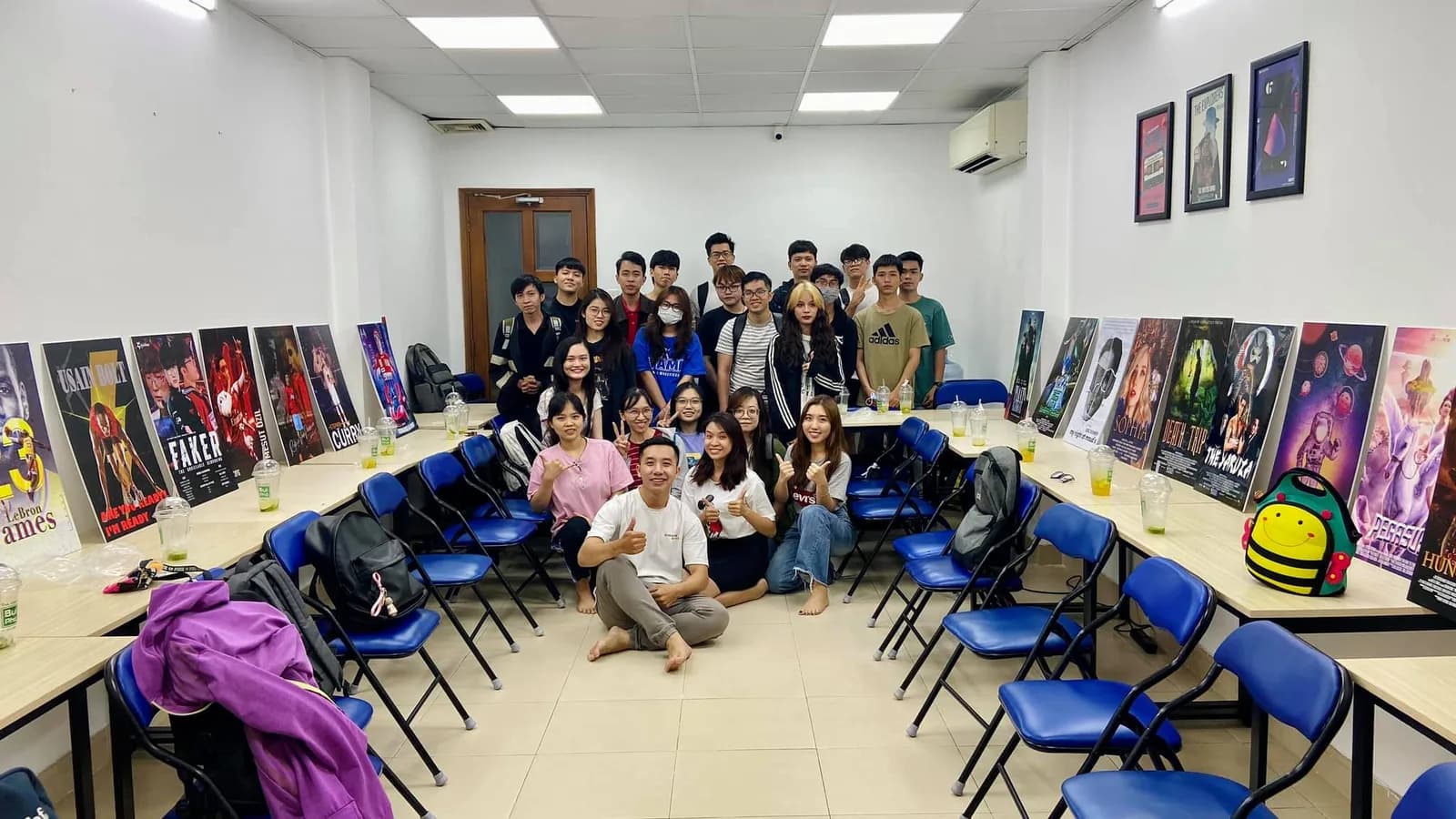 Hình ảnh lớp thiết kế đồ họa tại Color ME